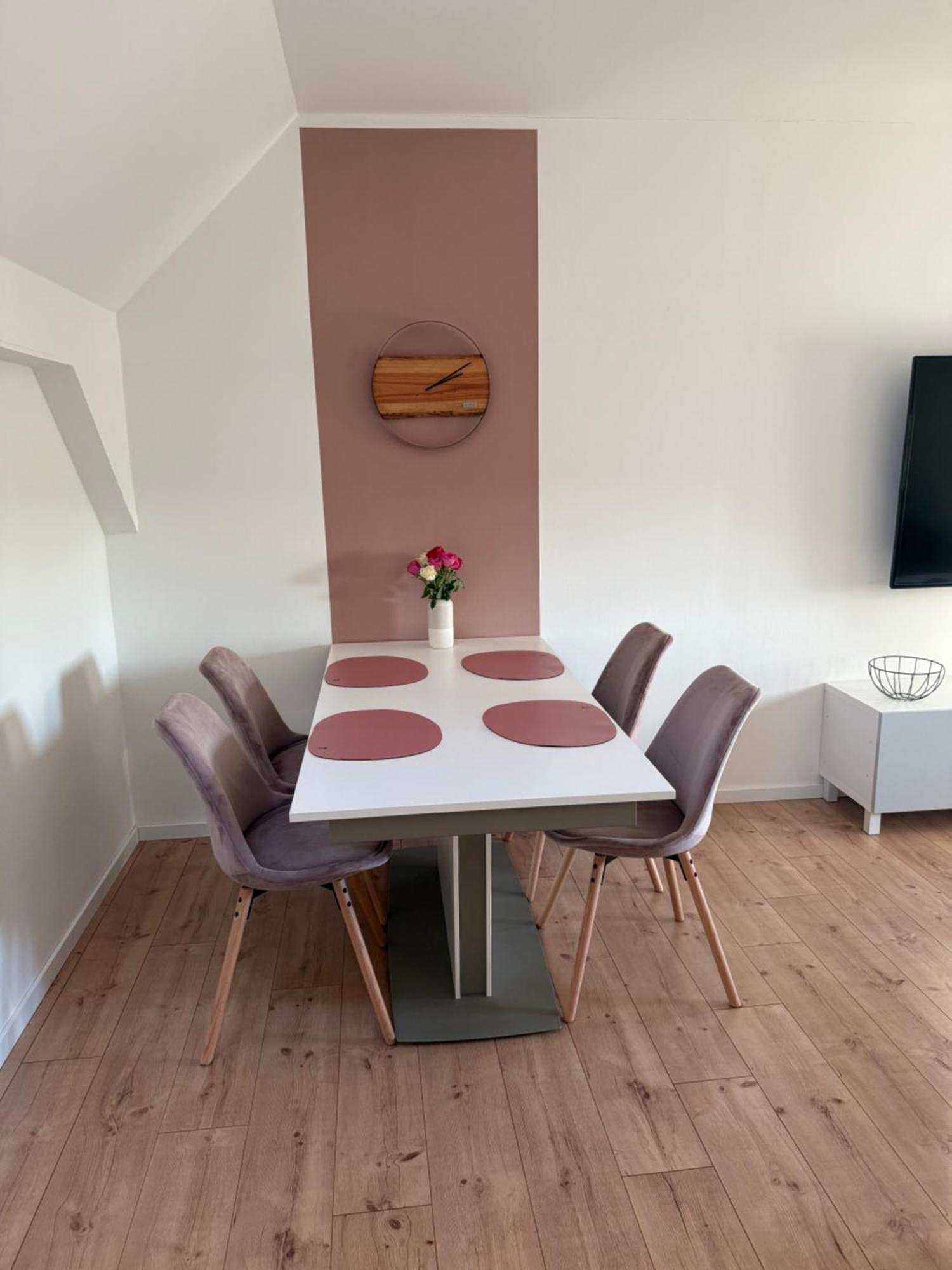 Grosse Ferienwohnung In Ostseenaehe Schonberg  Εξωτερικό φωτογραφία